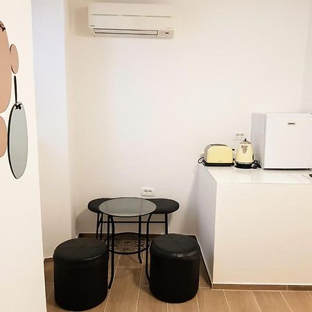 Korala Apartments Πιράν Εξωτερικό φωτογραφία